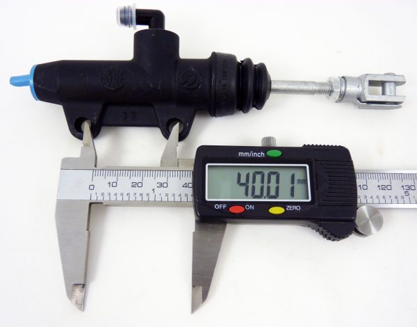 HPK - PS12 40mm 后刹车泵 黑色 带推杆 10477680