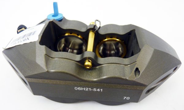 Racing - P4 32/36 辐射卡钳 阳极色 108mm 右卡 X973761