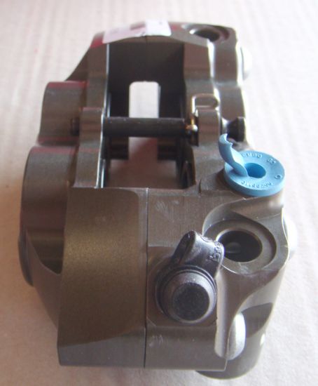 Racing - P4 32/36 辐射卡钳 阳极色 108mm 分体 左卡 XA3B860