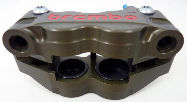 Racing - P4 32/36 辐射卡钳 阳极色 108mm 分体 右卡 XA3B861