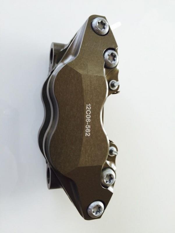 Racing - P4 30/34 辐射卡钳 滑胎 阳极色 108mm 分体 左卡 XA69510