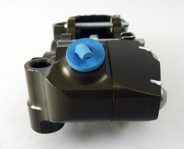 Racing - P4 30/34 辐射卡钳 滑胎 阳极色 100mm 分体 右卡 XA78911